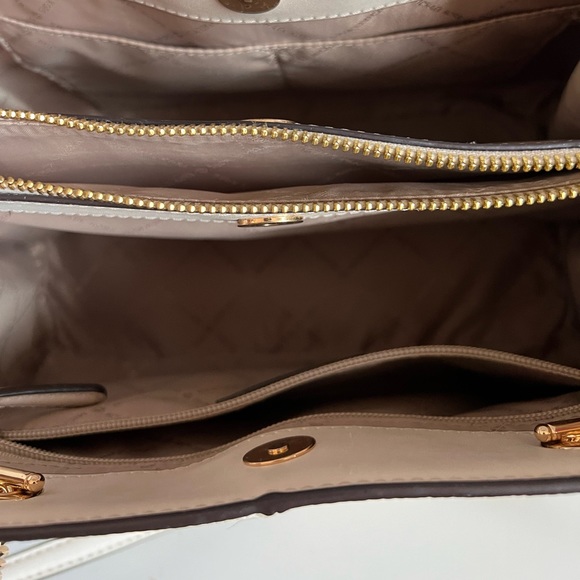 Michael Kors Shoulder Bag - Picture 4 of 5